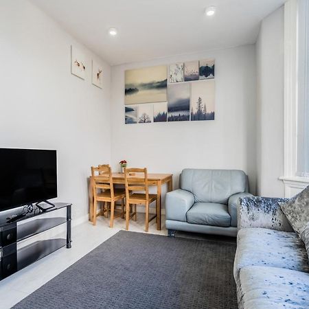 Modern Flat In Moseley With Free Parking Daire Birmingham Dış mekan fotoğraf