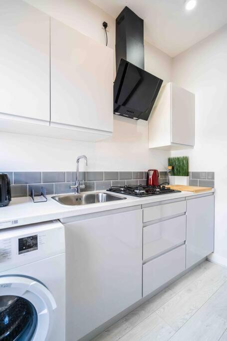 Modern Flat In Moseley With Free Parking Daire Birmingham Dış mekan fotoğraf