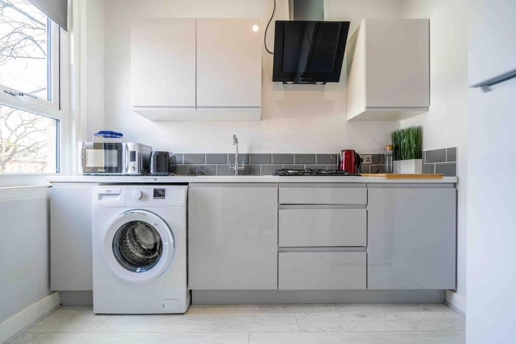 Modern Flat In Moseley With Free Parking Daire Birmingham Dış mekan fotoğraf