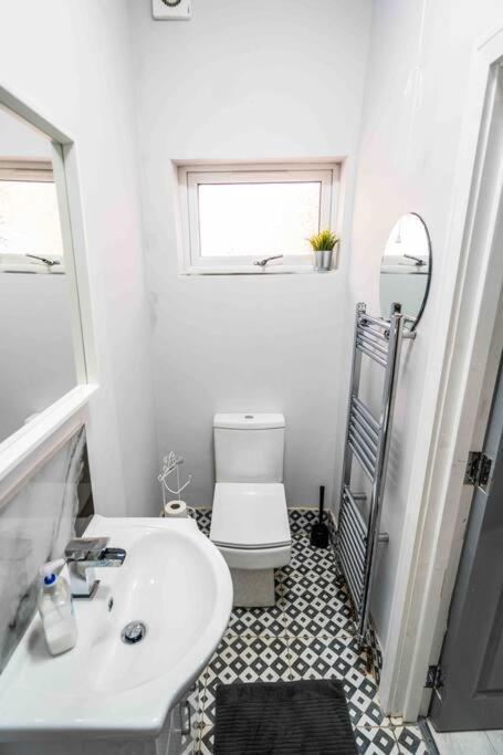 Modern Flat In Moseley With Free Parking Daire Birmingham Dış mekan fotoğraf